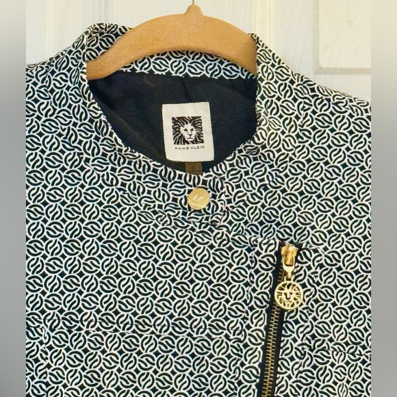 Anne Klein Black and White Patterned Bomber Jacket VGUC - Picture 3 of 4
